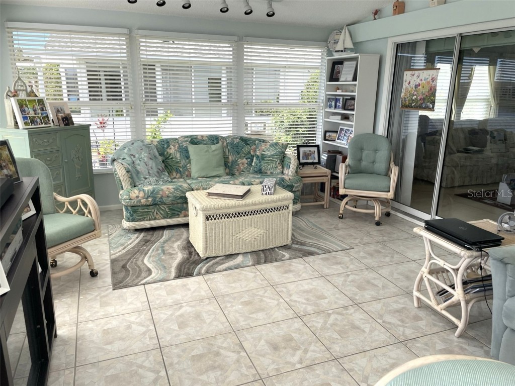 473 Sharks Point North Port FL 34287 - LAKE DOLPHIN N6137206 image16