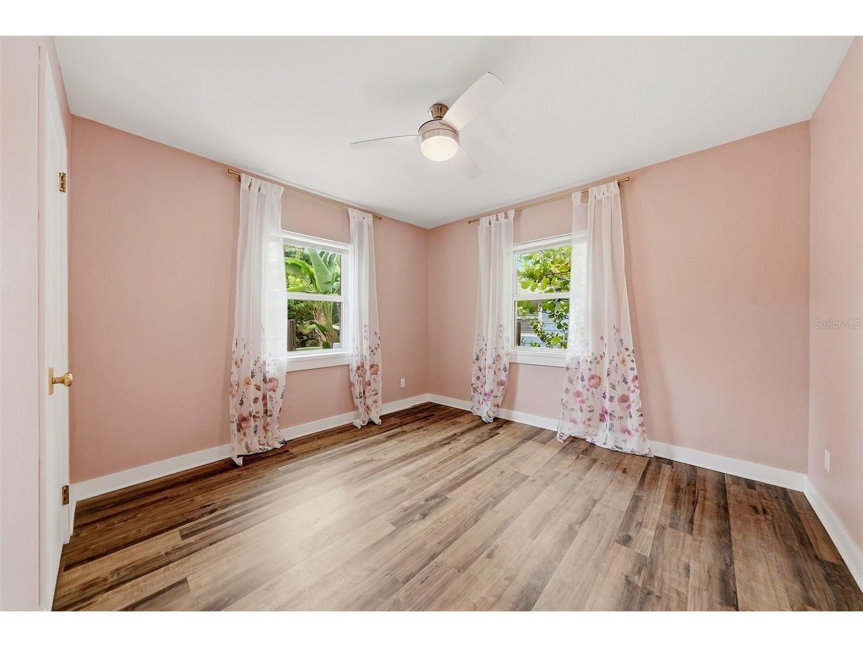 4730 Burlington Avenue N Saint Petersburg FL 33713 TB8515980 image16