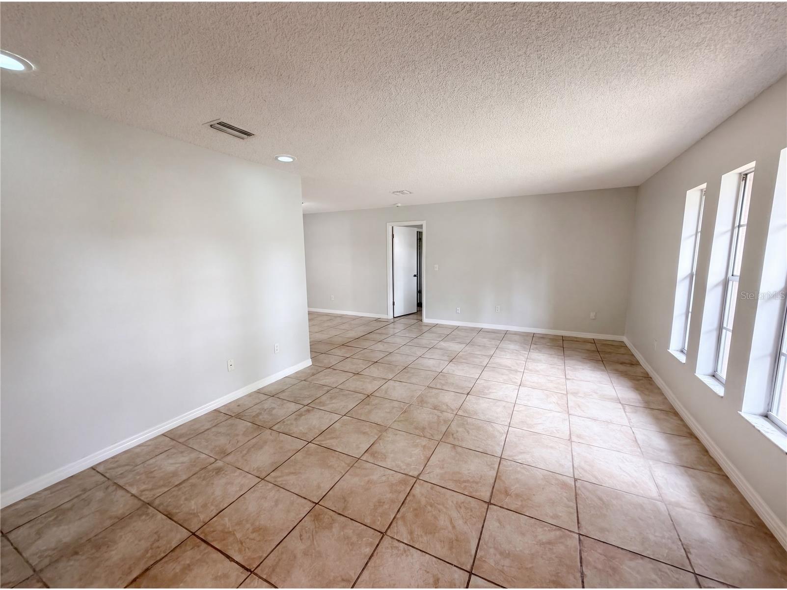 4730 Carmel Street Orlando FL 32808 O6402048 image3
