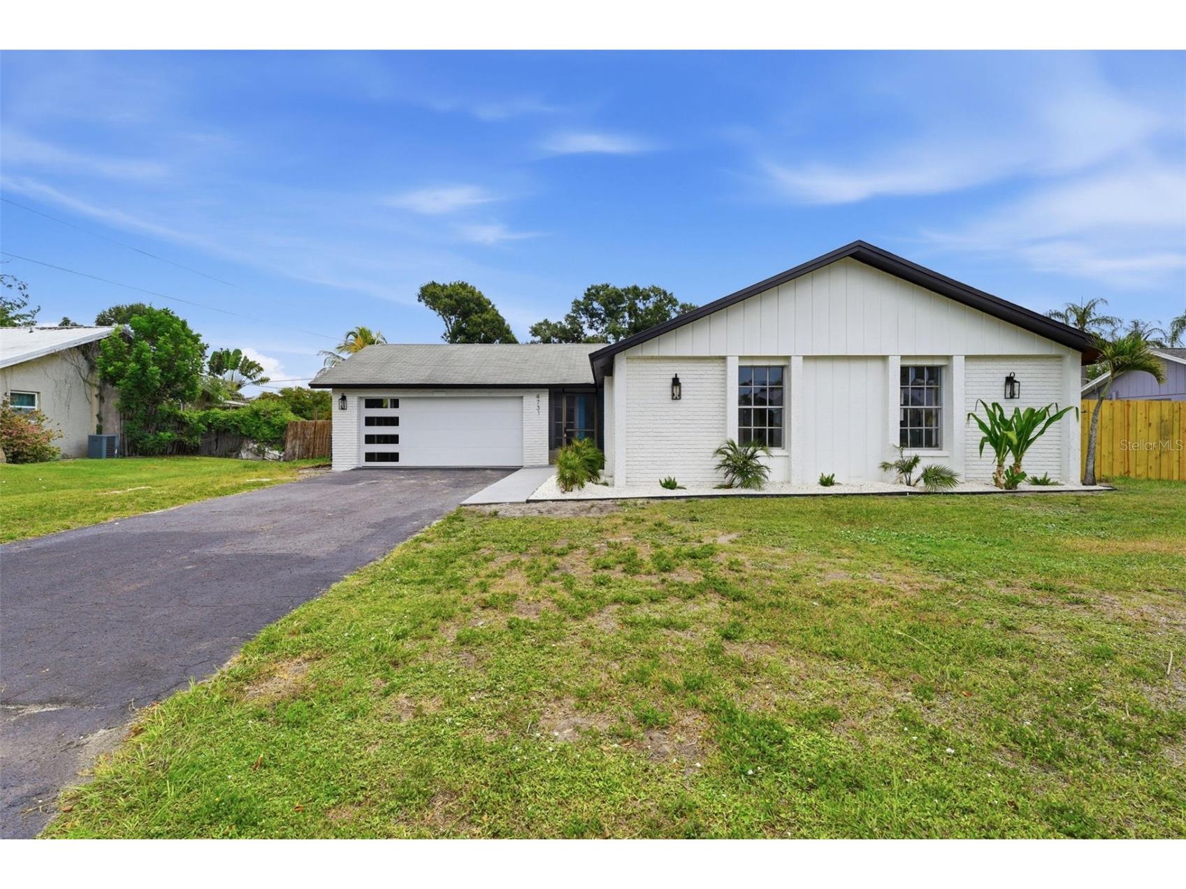 4731 Atlantic Avenue Sarasota FL 34233 GC541755 image1