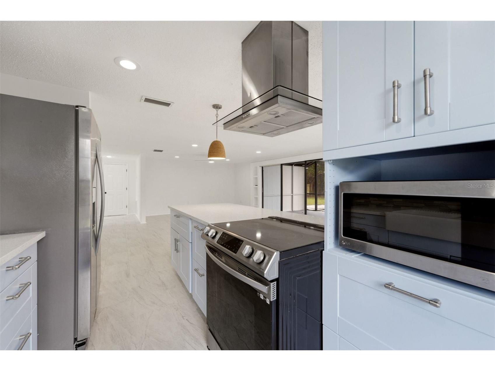 4731 Atlantic Avenue Sarasota FL 34233 GC541755 image10