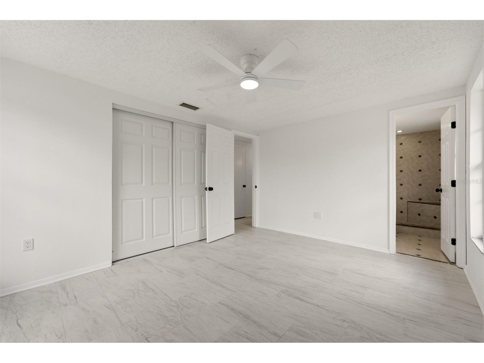 4731 Atlantic Avenue Sarasota FL 34233 GC541755 image17