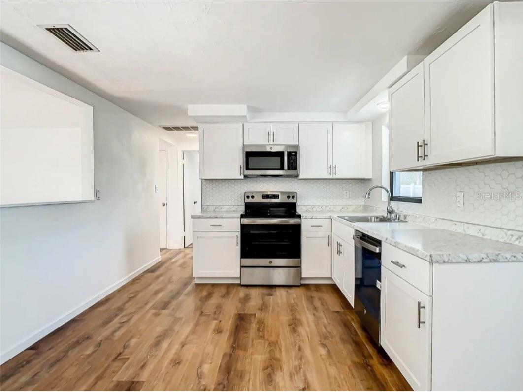 4731 Phoenix Avenue Holiday FL 34690 TB8516977 image11