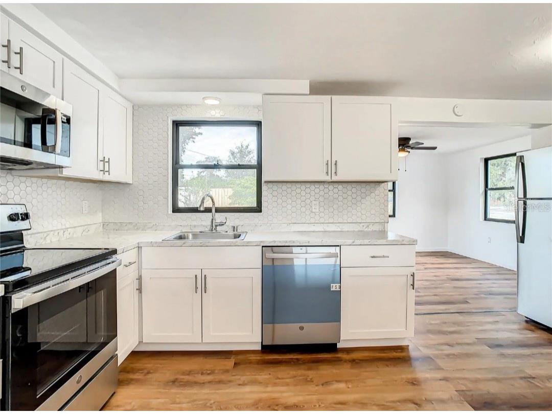 4731 Phoenix Avenue Holiday FL 34690 TB8516977 image8
