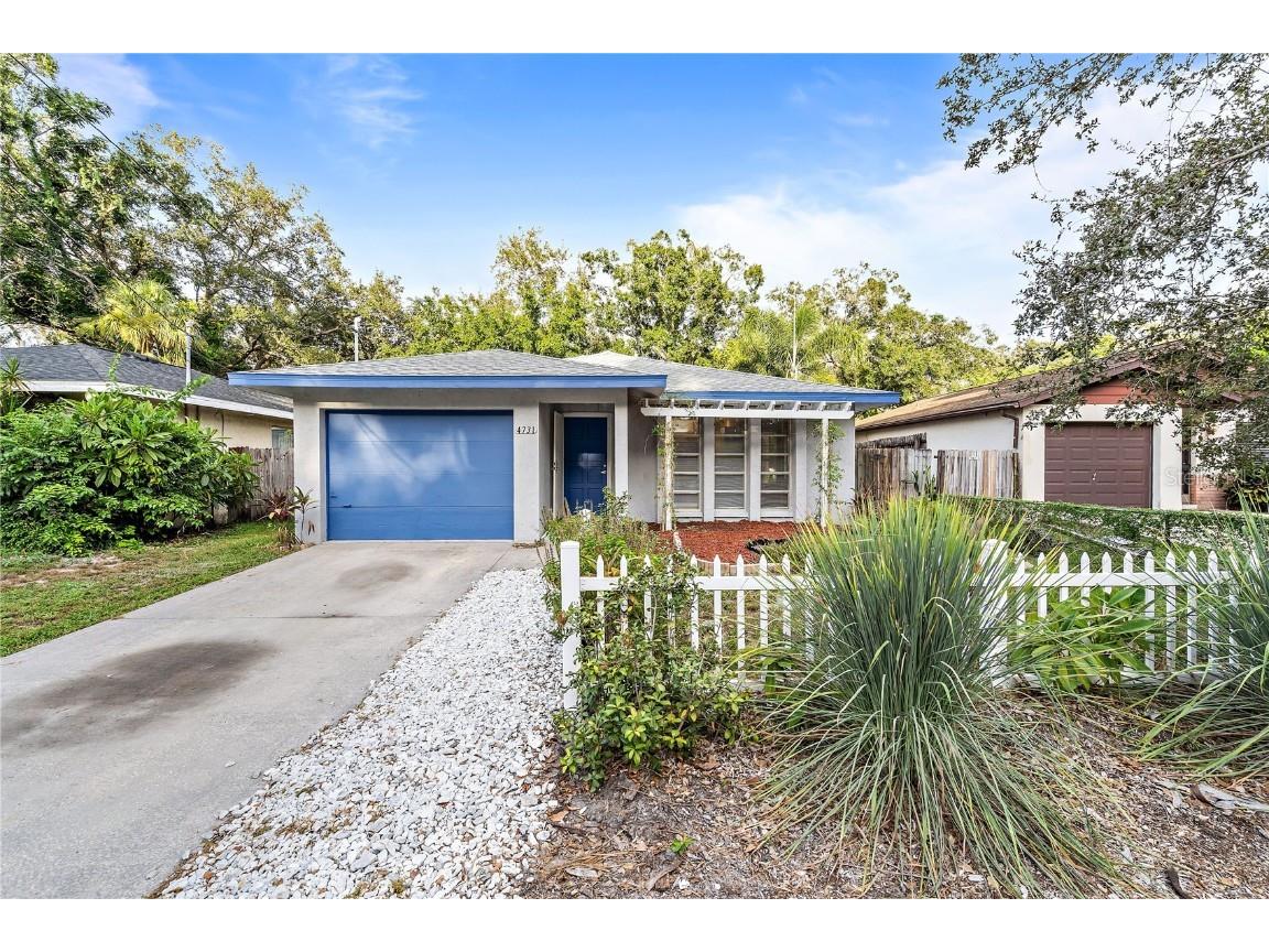 4731 Sloan Avenue Sarasota FL 34233 A4578737 image1