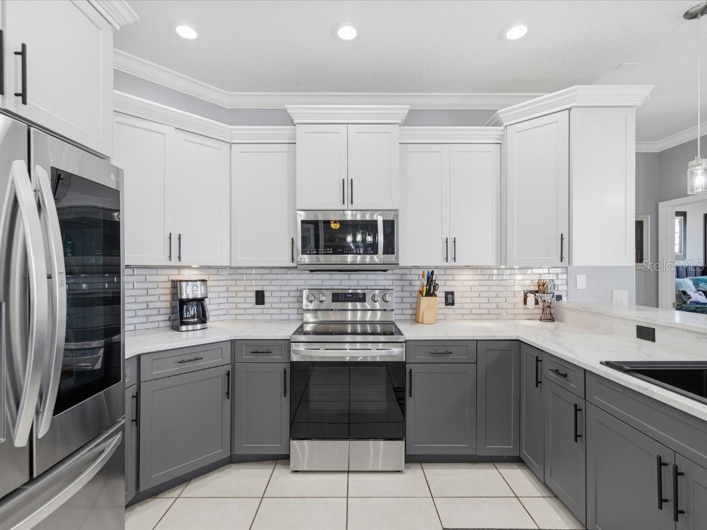 4731 Spring Side Drive New Port Richey FL 34653 W7881468 image19