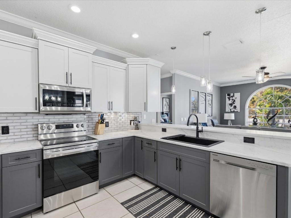 4731 Spring Side Drive New Port Richey FL 34653 W7881468 image22