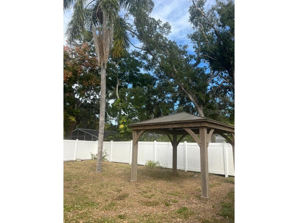 4731 Violet Avenue Sarasota FL 34233 A4665302 image13