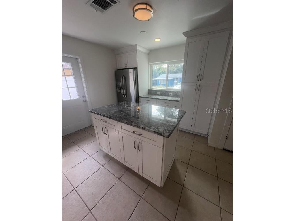 4731 Violet Avenue Sarasota FL 34233 A4665302 image4