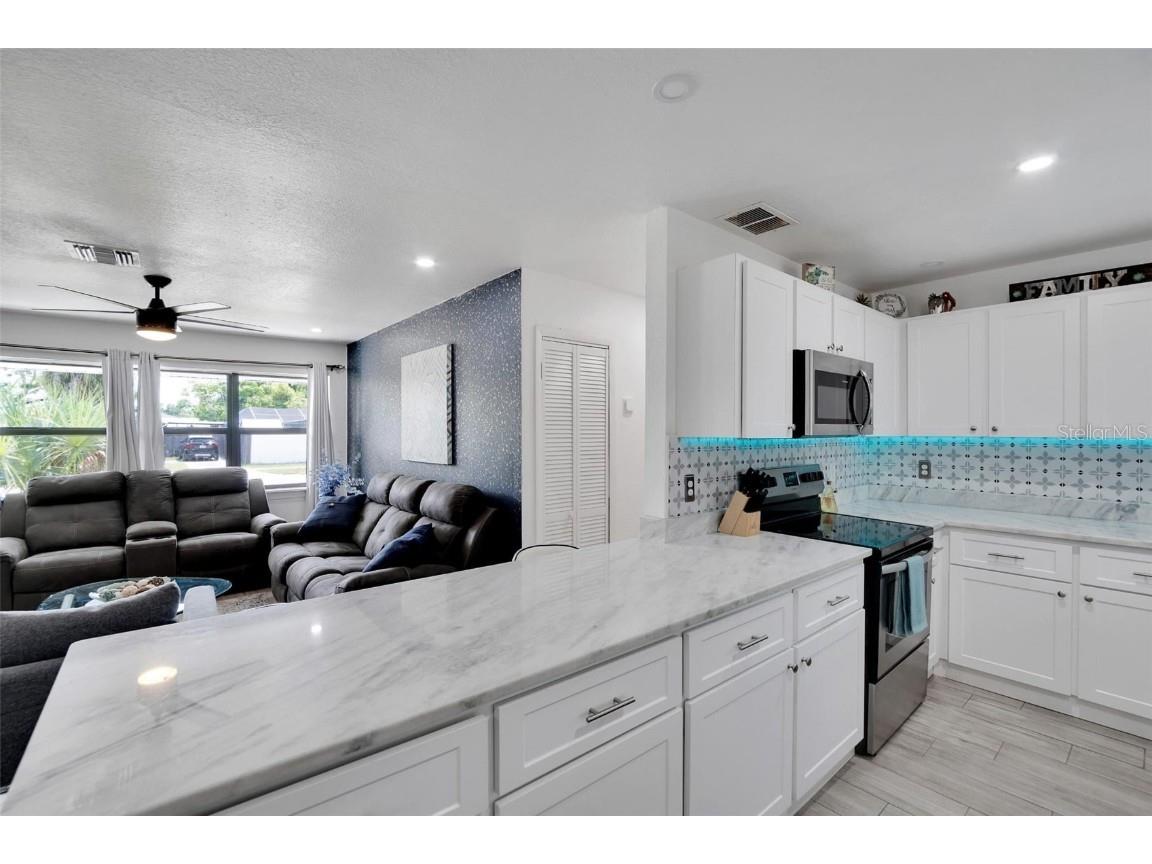 4731 W Montgomery Avenue Tampa FL 33616 TB8436719 image18