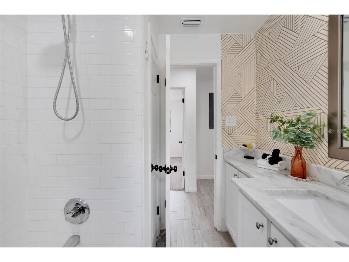 4731 W Montgomery Avenue Tampa FL 33616 TB8436719 image25