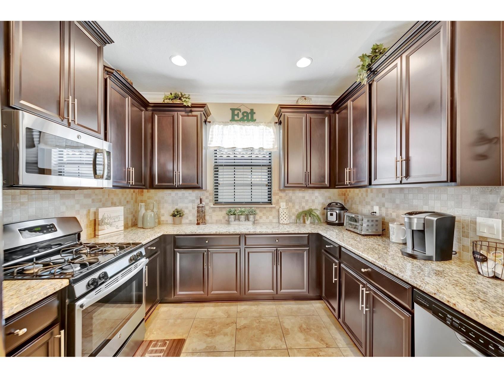 4732 Alexandria Court Palmetto FL 34221 TB8510634 image8