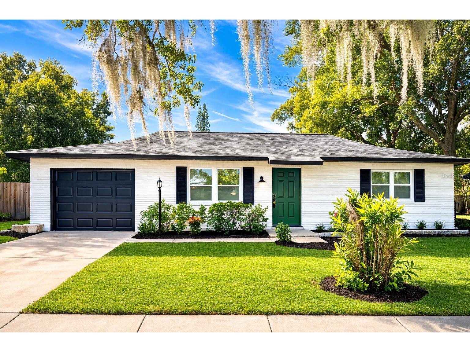 4732 Lighthouse Circle Orlando FL 32808 - KASEY LAKE O6380556 image1