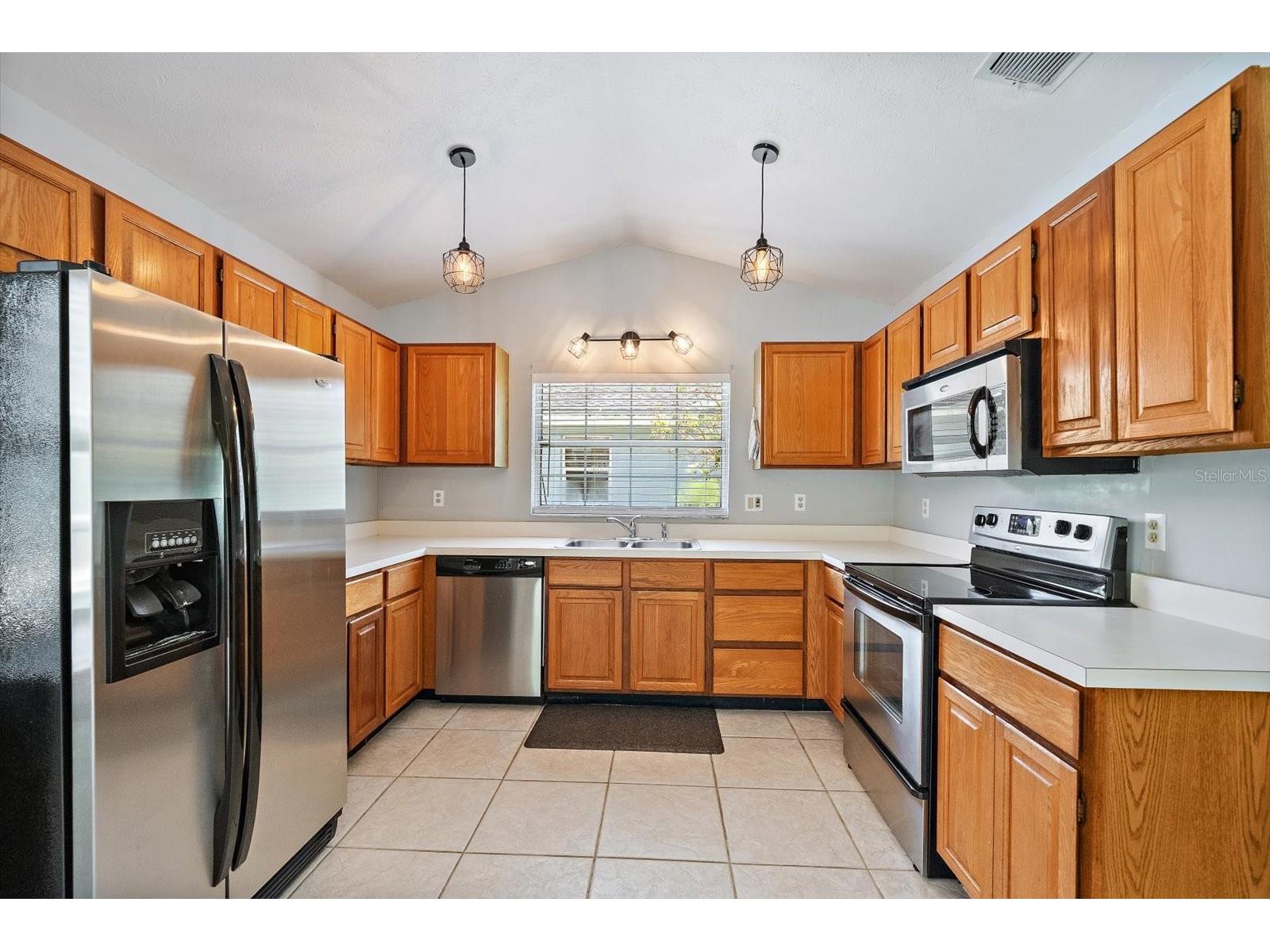 4732 Meadowview Circle Sarasota FL 34233 A4693999 image16