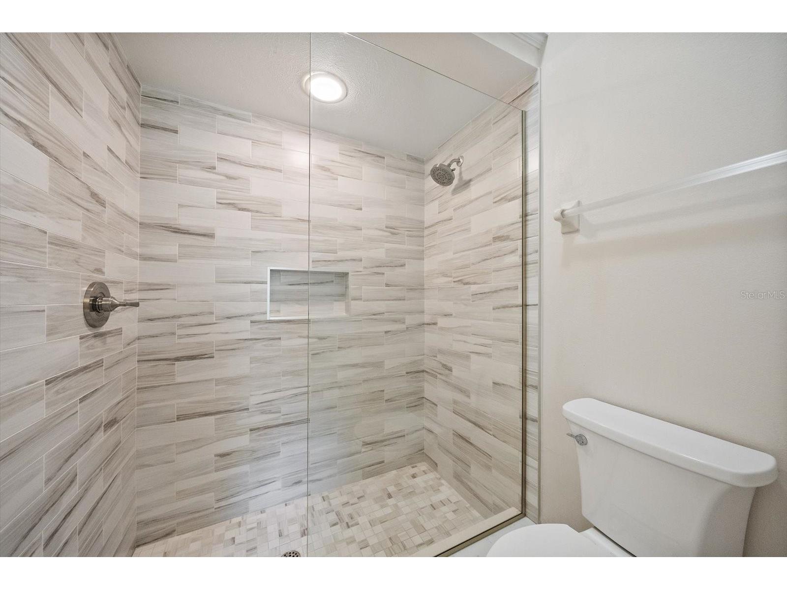 4732 Meadowview Circle Sarasota FL 34233 A4693999 image30