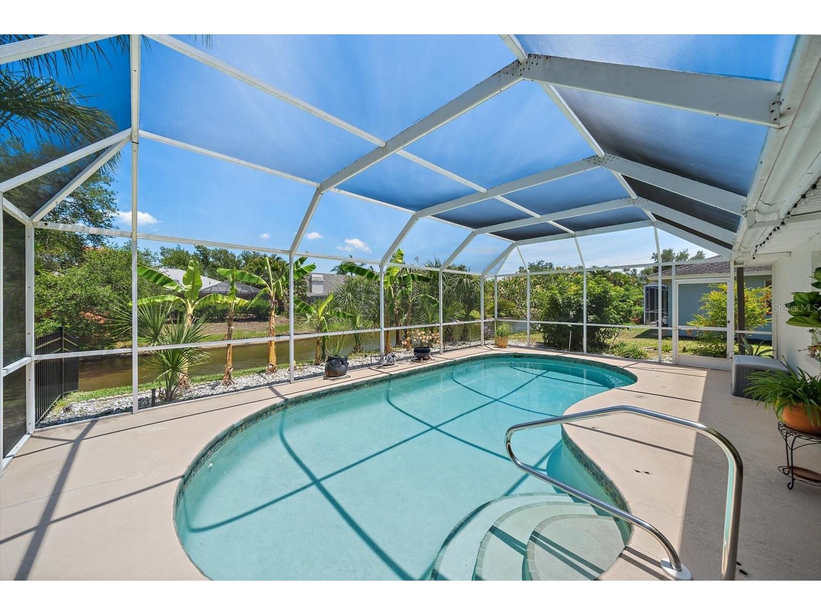 4732 Meadowview Circle Sarasota FL 34233 A4693999 image39