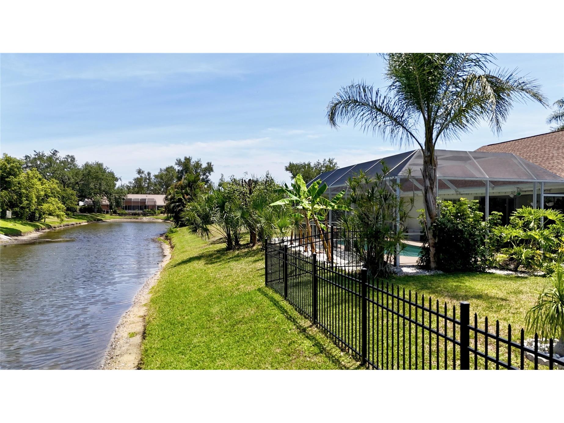 4732 Meadowview Circle Sarasota FL 34233 A4693999 image46