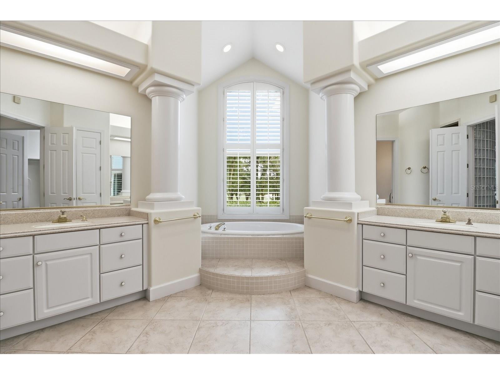 4732 N Pine Valley Loop Lecanto FL 34461 OM724362 image29