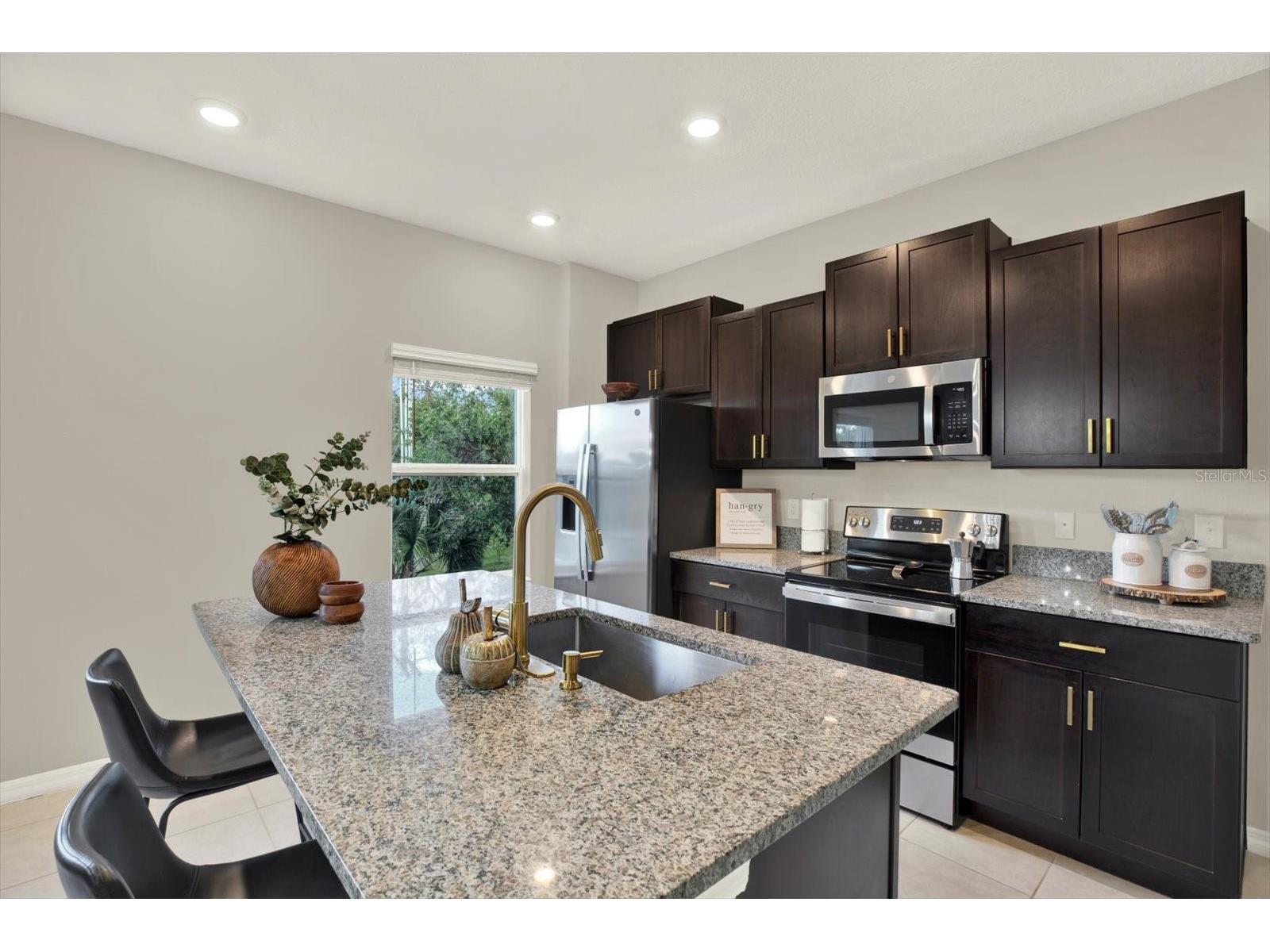 4732 Pickering Harbor Place Tampa FL 33619 TB8494340 image5