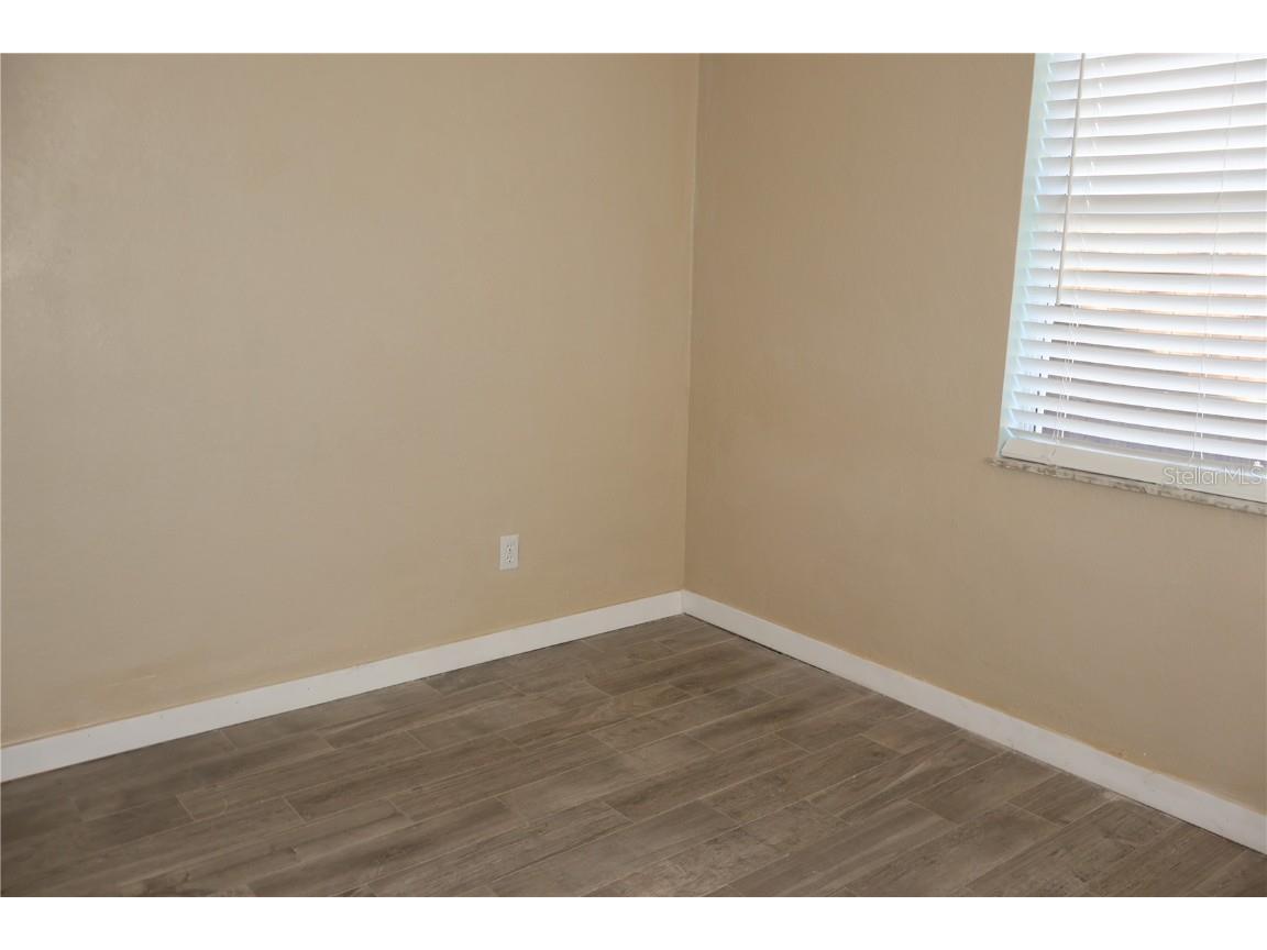 4732 W Lawn Avenue Tampa FL 33611 TB8434839 image24