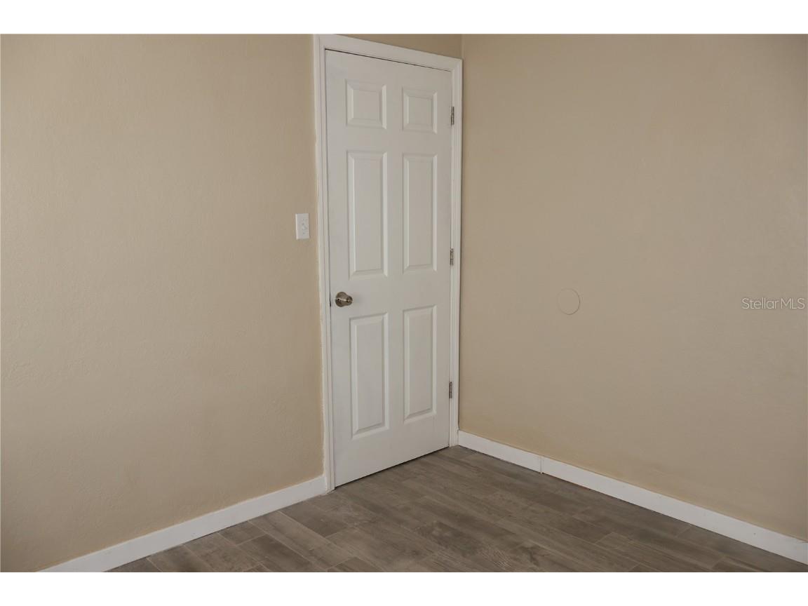 4732 W Lawn Avenue Tampa FL 33611 TB8434839 image25