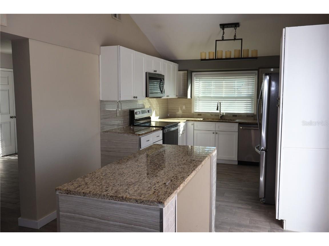 4732 W Lawn Avenue Tampa FL 33611 TB8434839 image5