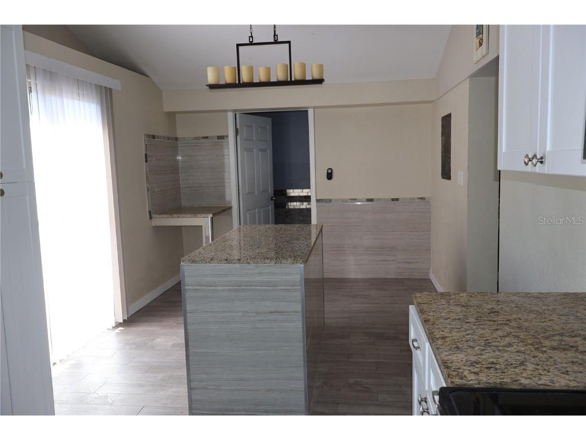 4732 W Lawn Avenue Tampa FL 33611 TB8434839 image7