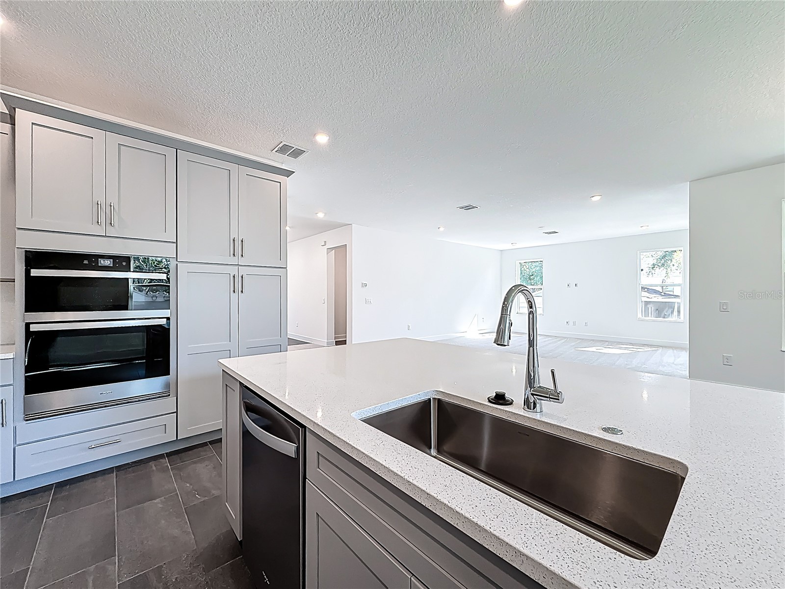 4732 W Wallcraft Avenue Tampa FL 33611 TB8466567 image21