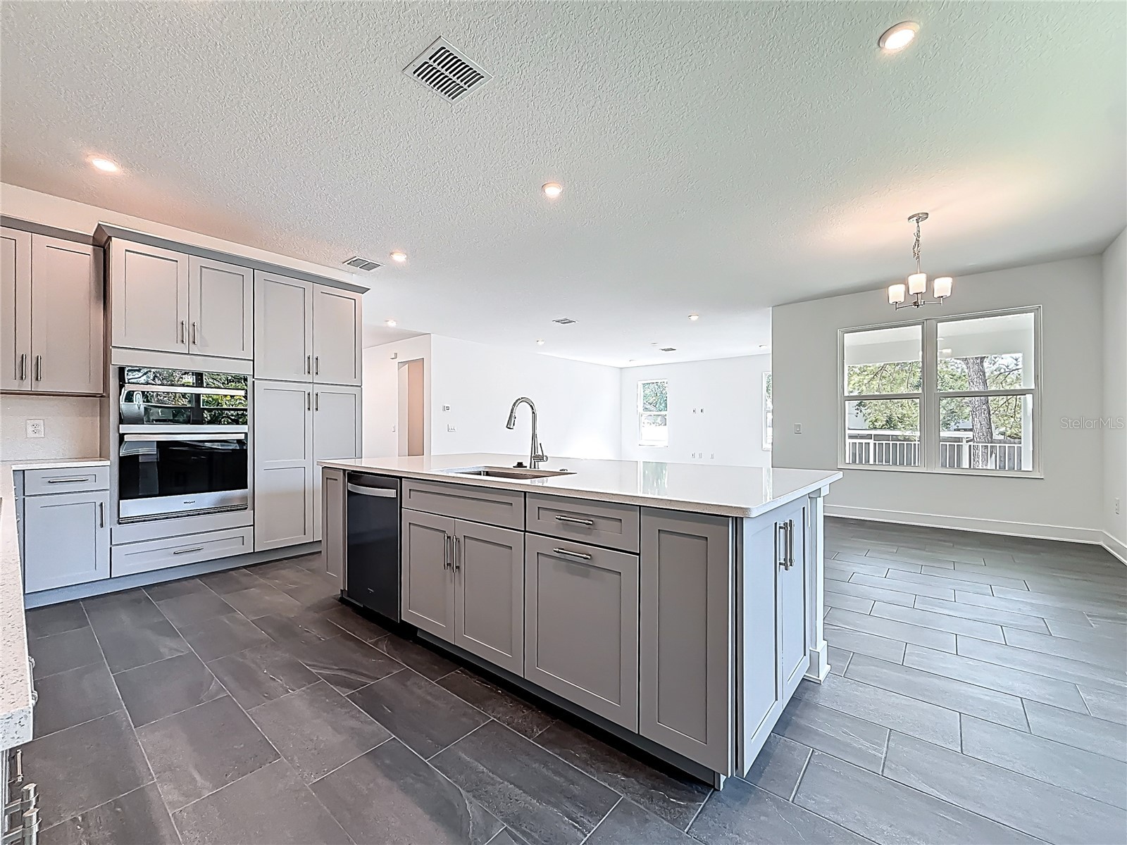 4732 W Wallcraft Avenue Tampa FL 33611 TB8466567 image22