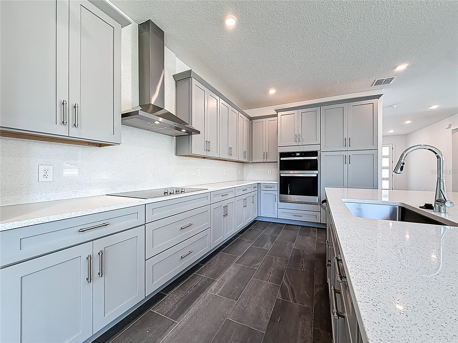 4732 W Wallcraft Avenue Tampa FL 33611 TB8466567 image23