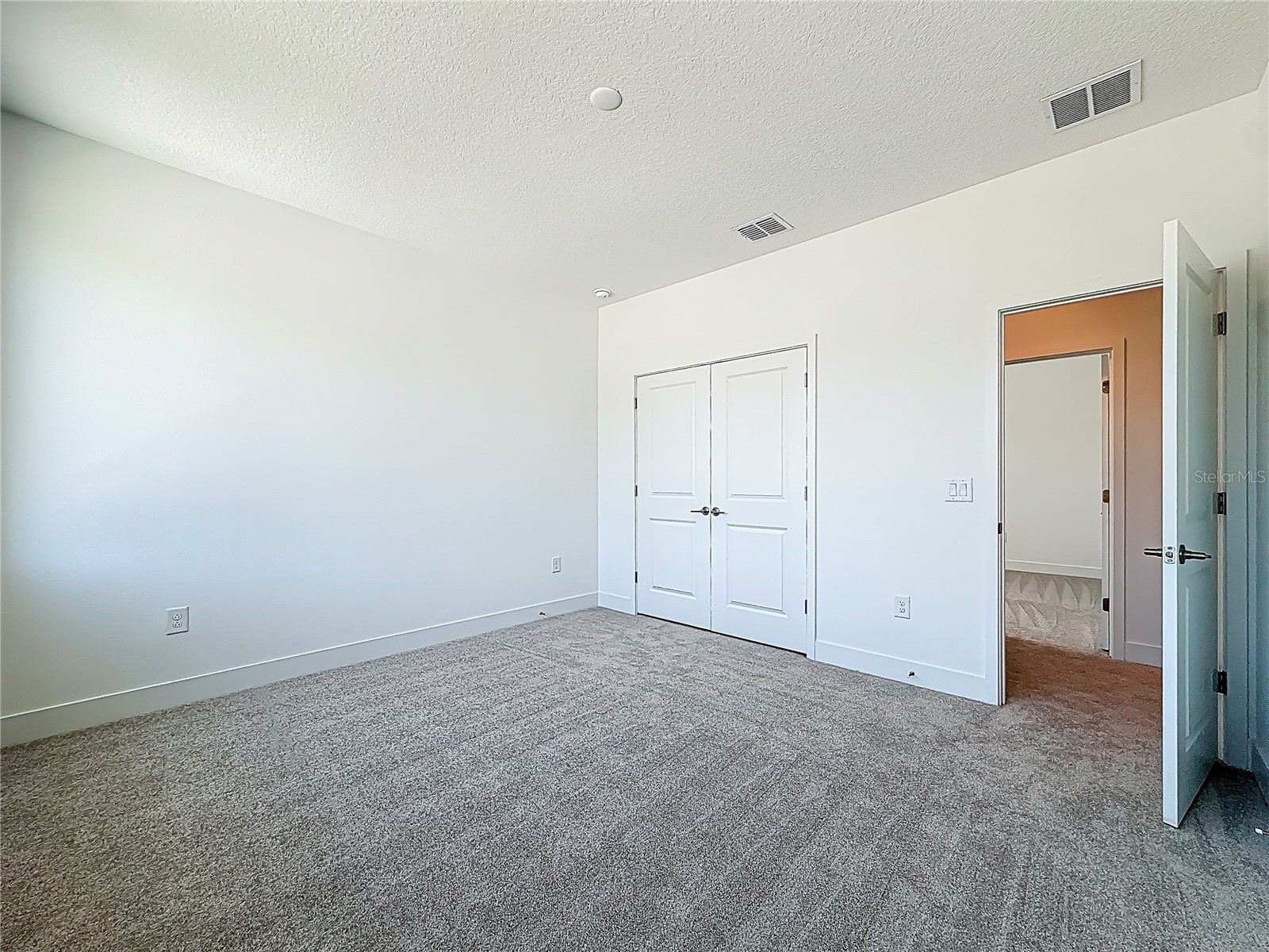4732 W Wallcraft Avenue Tampa FL 33611 TB8466567 image35