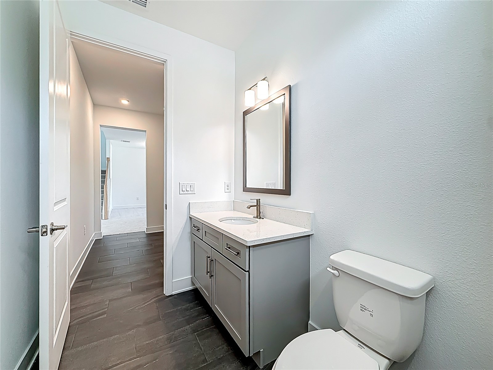 4732 W Wallcraft Avenue Tampa FL 33611 TB8466567 image40