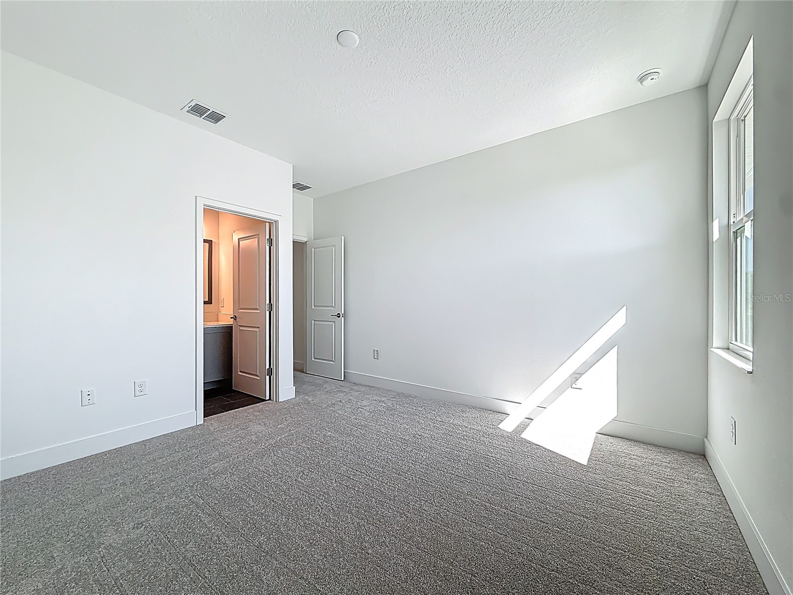 4732 W Wallcraft Avenue Tampa FL 33611 TB8466567 image49
