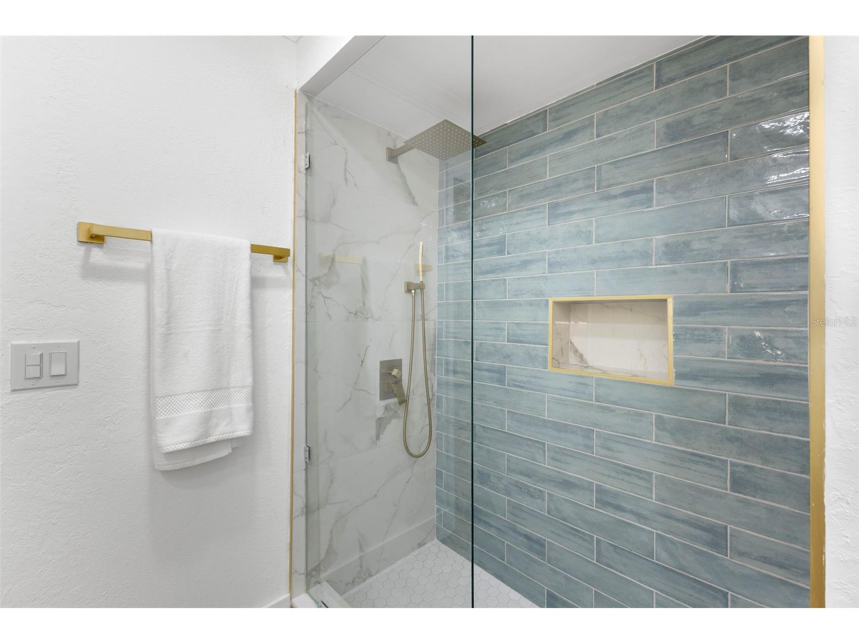 4733 25th Avenue S Saint Petersburg FL 33711 TB8523469 image17