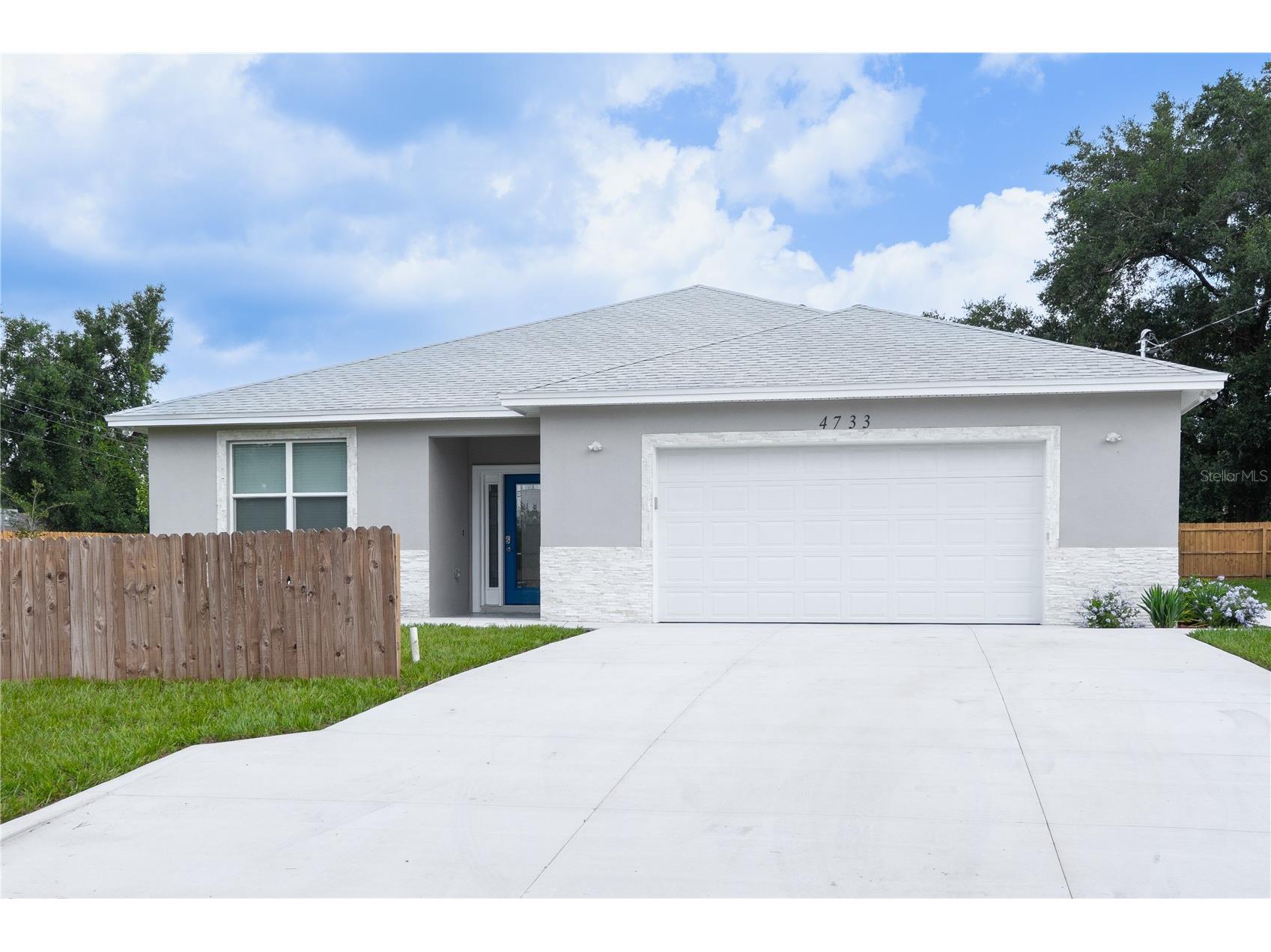 4733 Abaca Street Orlando FL 32808 S5152521 image1