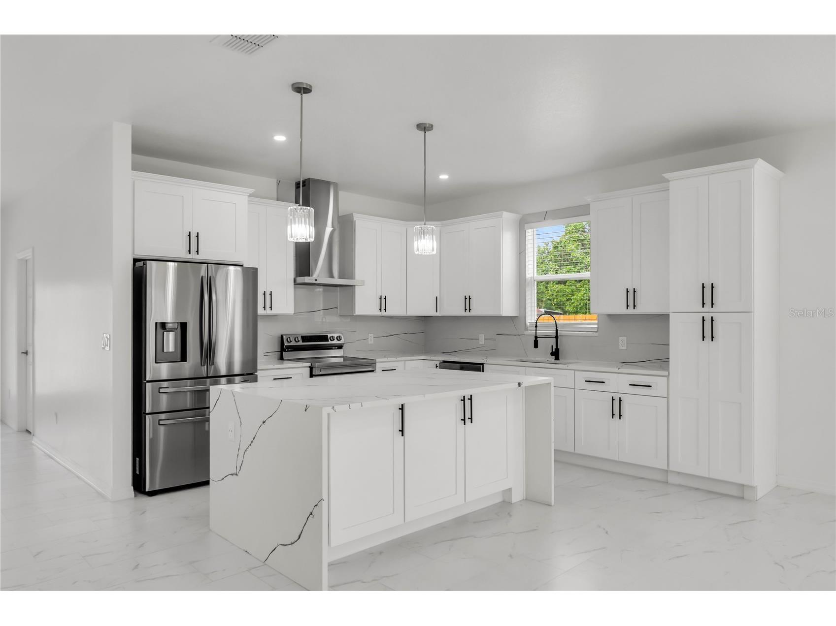 4733 Abaca Street Orlando FL 32808 S5152521 image7