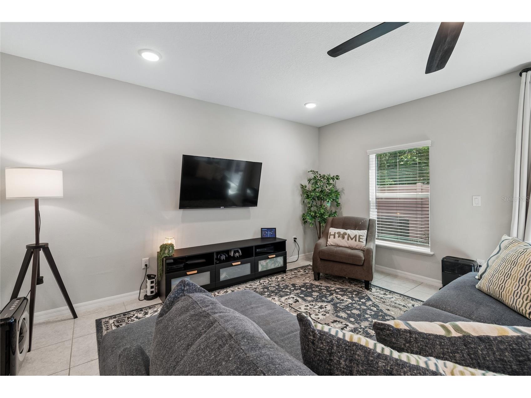 4733 Deer Track Street Tampa FL 33610 TB8506046 image3