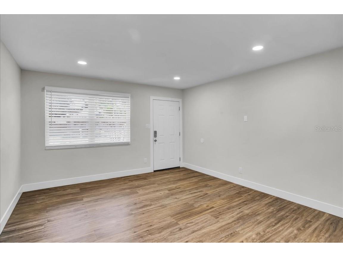 4733 W Iowa Avenue Tampa FL 33616 TB8434998 image13