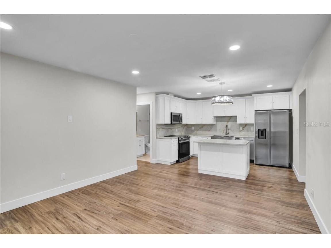 4733 W Iowa Avenue Tampa FL 33616 TB8434998 image14