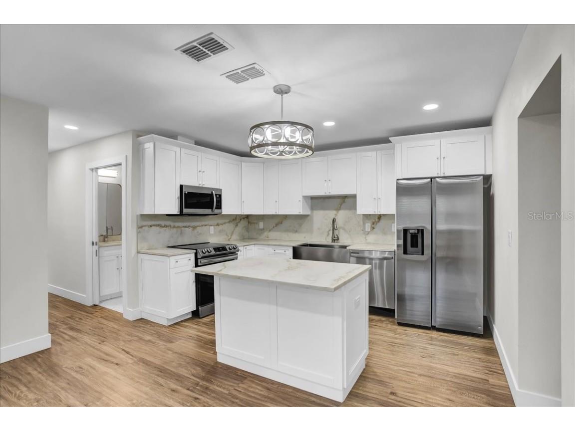 4733 W Iowa Avenue Tampa FL 33616 TB8434998 image17