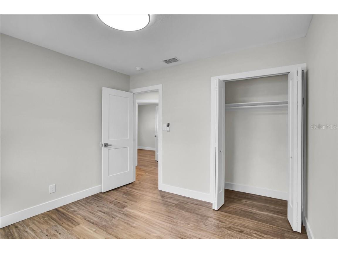 4733 W Iowa Avenue Tampa FL 33616 TB8434998 image26