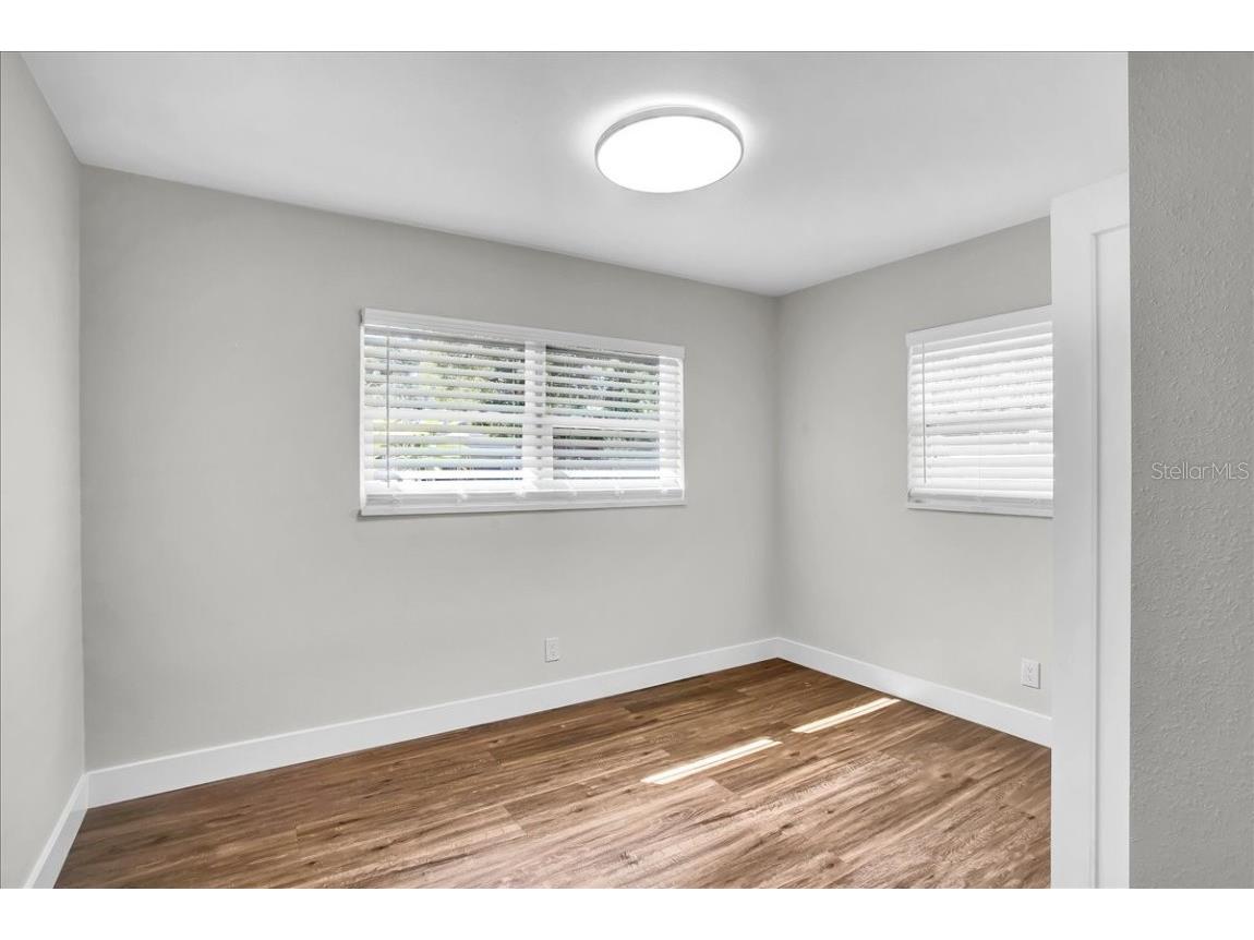 4733 W Iowa Avenue Tampa FL 33616 TB8434998 image28