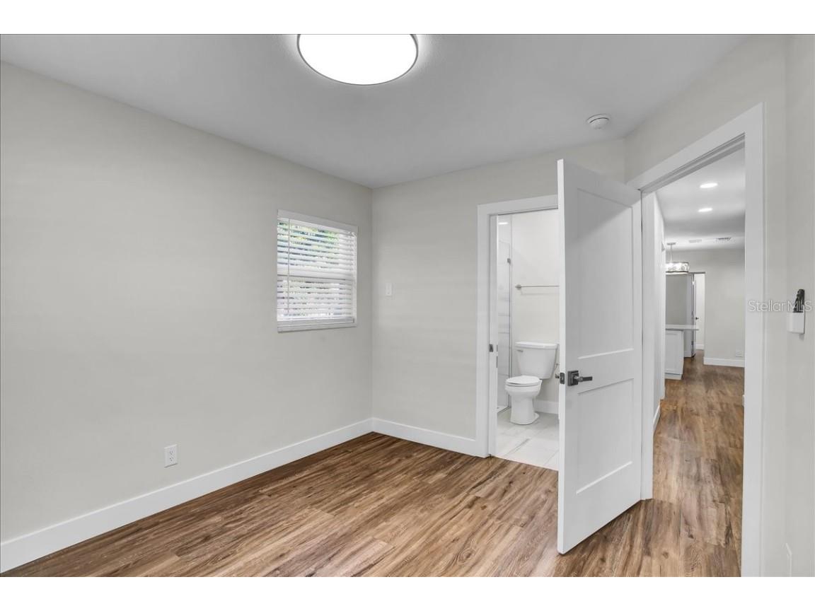 4733 W Iowa Avenue Tampa FL 33616 TB8434998 image32