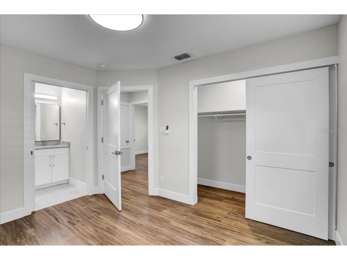 4733 W Iowa Avenue Tampa FL 33616 TB8434998 image33