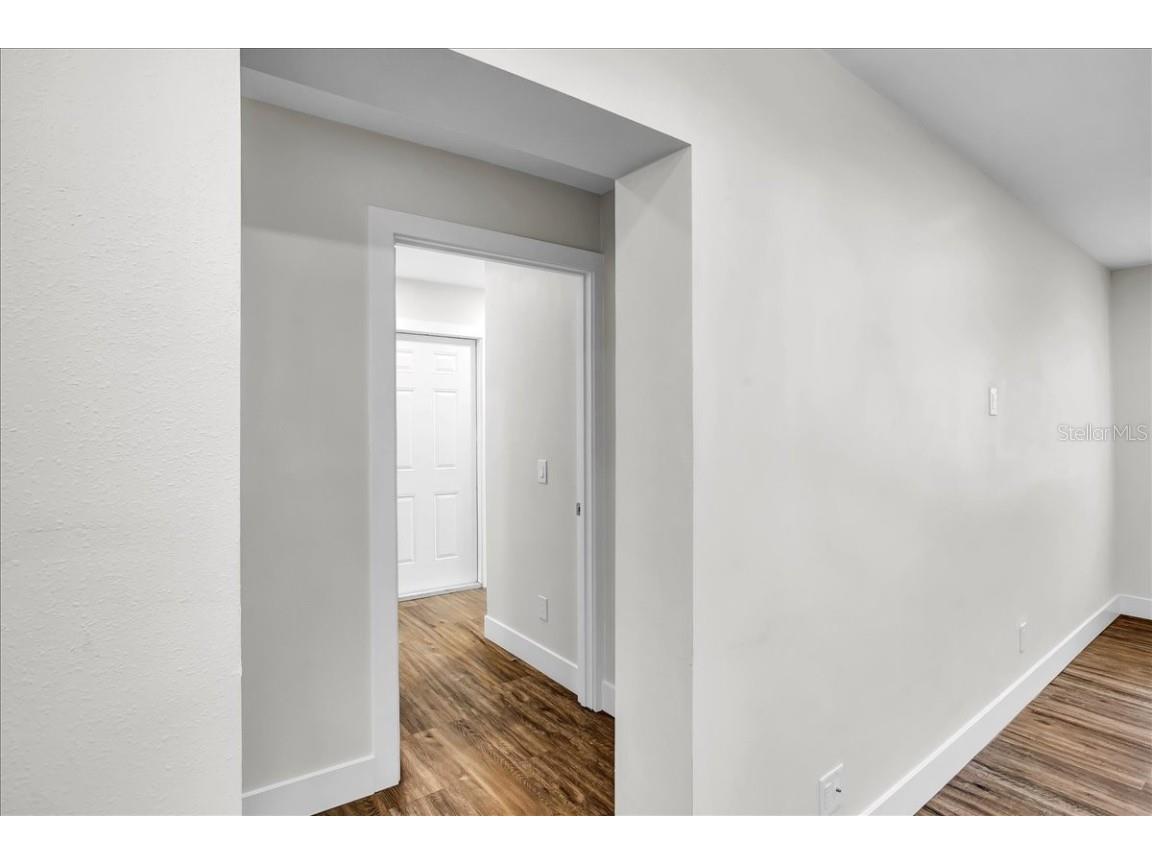 4733 W Iowa Avenue Tampa FL 33616 TB8434998 image38