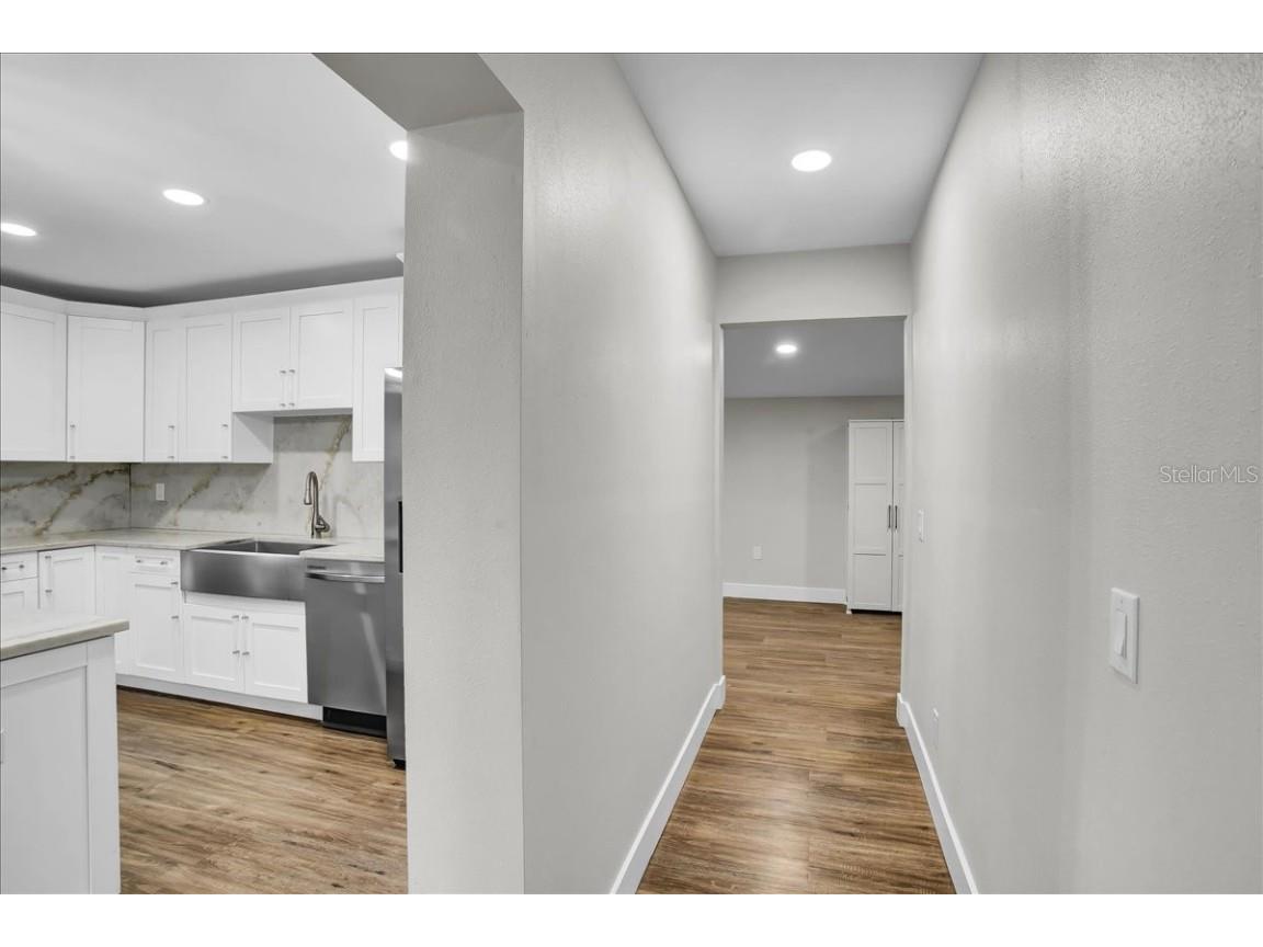 4733 W Iowa Avenue Tampa FL 33616 TB8434998 image49