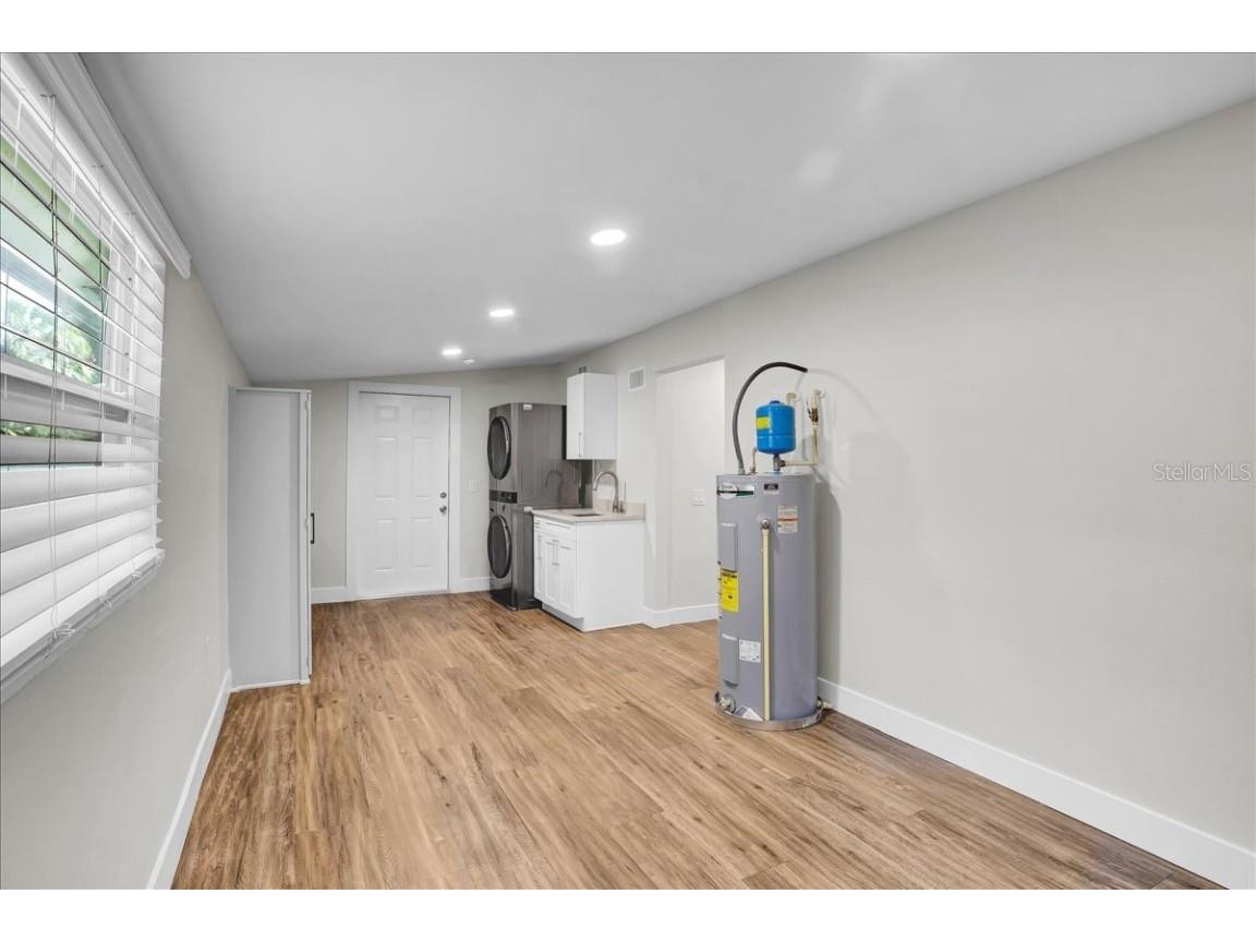 4733 W Iowa Avenue Tampa FL 33616 TB8434998 image51