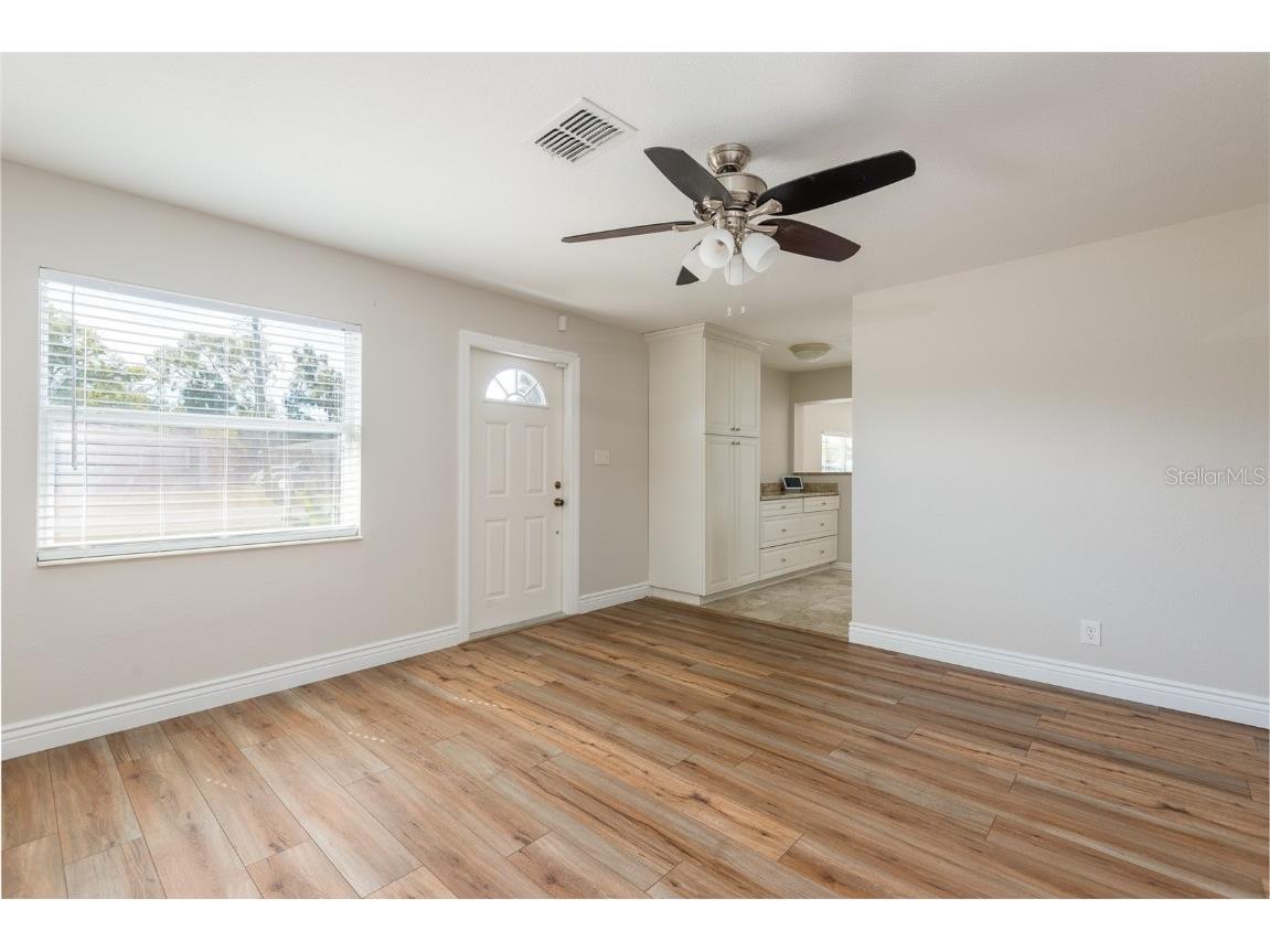 4733 W Wyoming Avenue Tampa FL 33616 TB8445661 image2