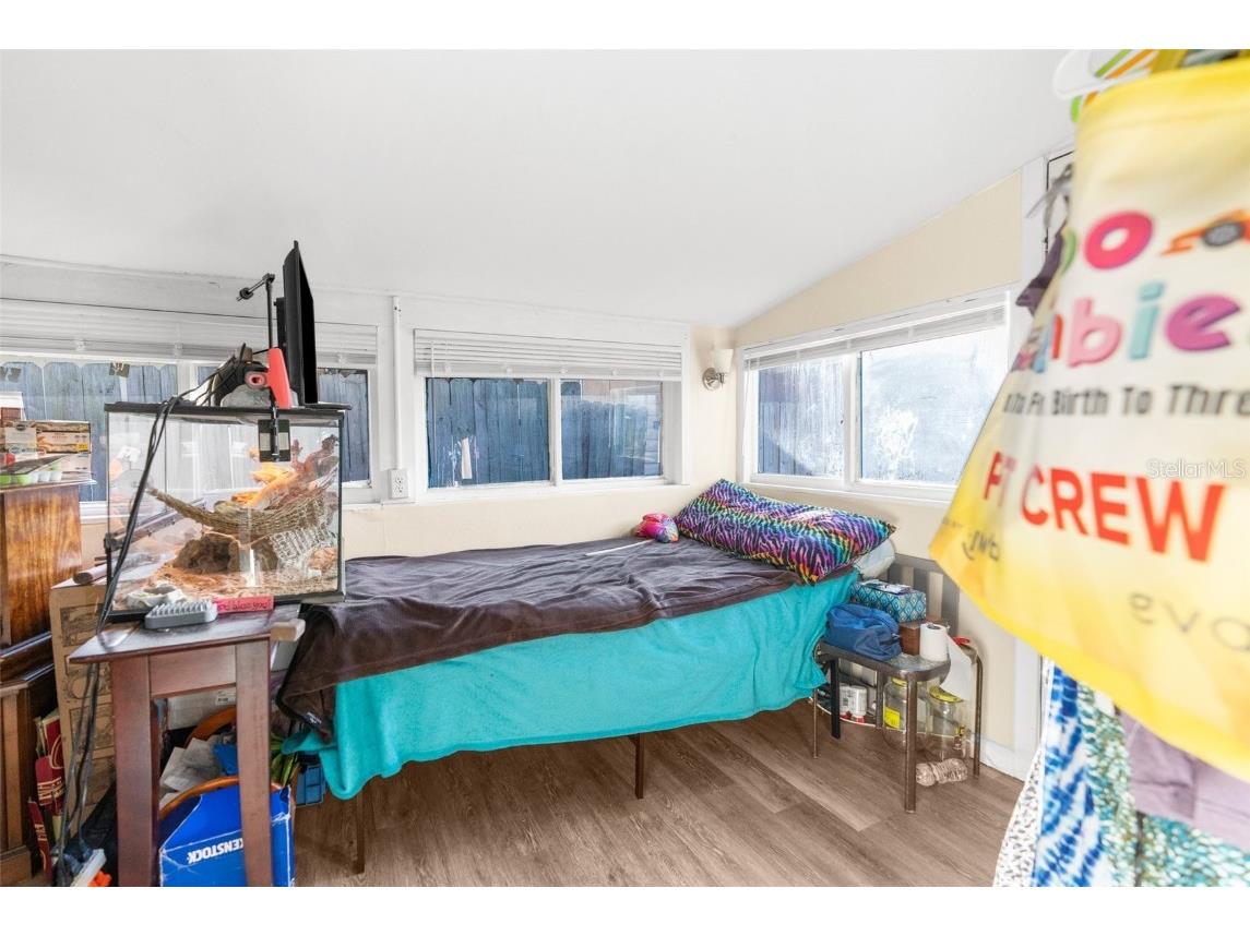 4734 15th Avenue S Saint Petersburg FL 33711 TB8332124 image10