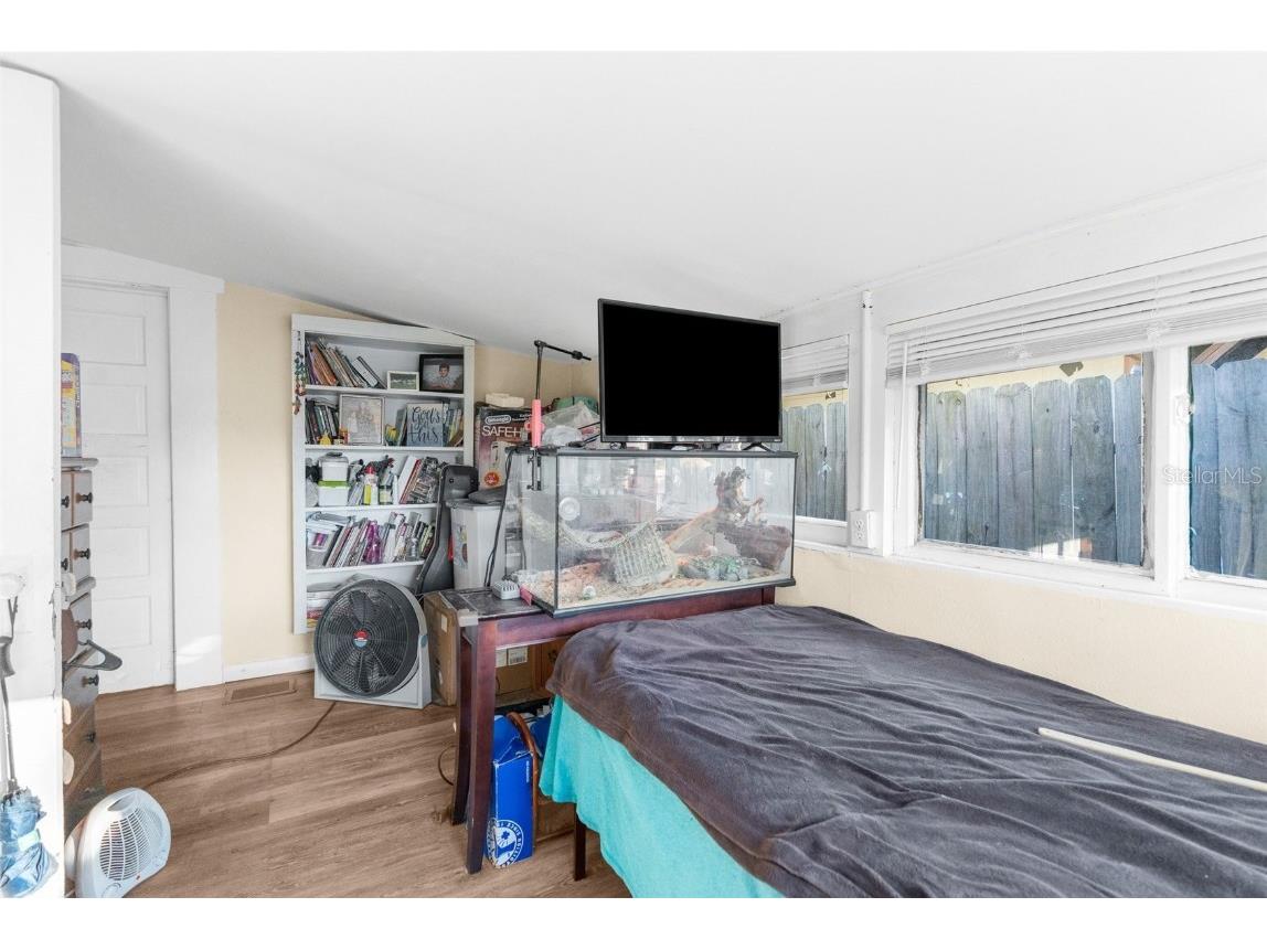 4734 15th Avenue S Saint Petersburg FL 33711 TB8332124 image11